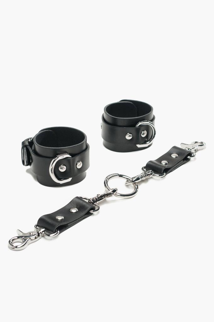 Poppy Provocateur – Leather Bondage Garters